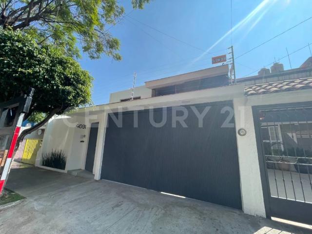 Casa en Renta, Col. La Calma, Zapopan, Jalisco. DV D5FCA
