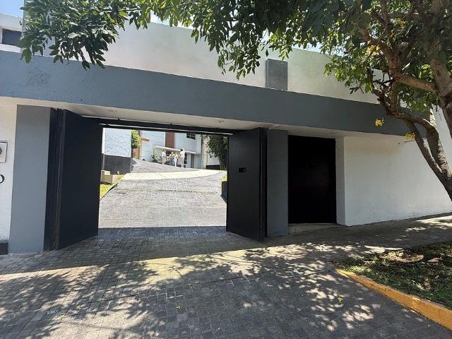 casa en renta colinas de san javier a pie de calle