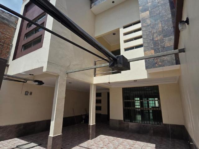 CaSa en RENTA con 4 habitaciones zona TREN Zinacantepec Estadio de Beisbol
