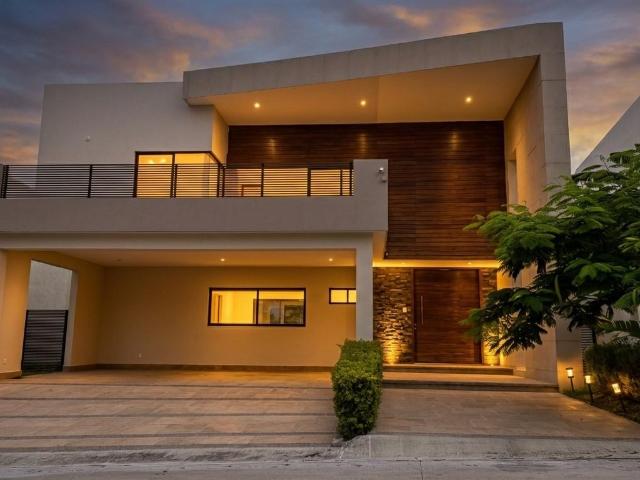 CASA EN RENTA CON 4 RECAMARAS CON BA?O EN EL MOLINO RESIDENCIAL CONDOMINIO XIV