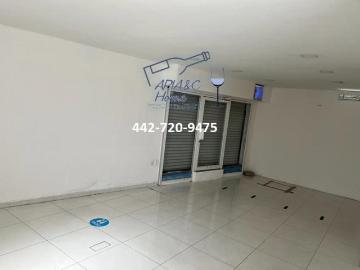Casa en renta con uso de suelo comercial y de servicios en Queretaro