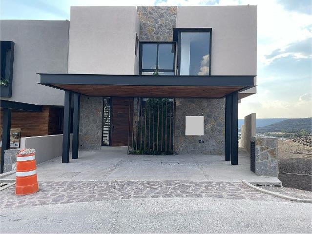 Casa en renta con vista panorámica en Altozano Querétaro