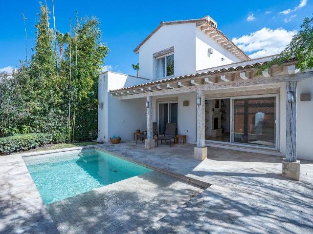 Casa en RENTA con ALBERCA en OTOMI