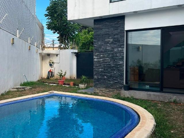 CASA EN RENTA CON ALBERCA LADO SUR PTE TUXTLA GUTIÉRREZ, CHIAPAS