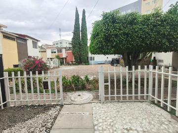 Casa en renta con estudio y excelente ubicaci?n | Jardines de la Hacienda