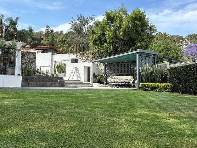 Casa en renta con Mozo en Pinar de la Venta