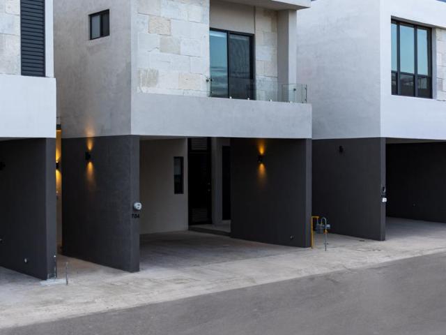 Casa en renta con Panales Solares en Savana Residencial