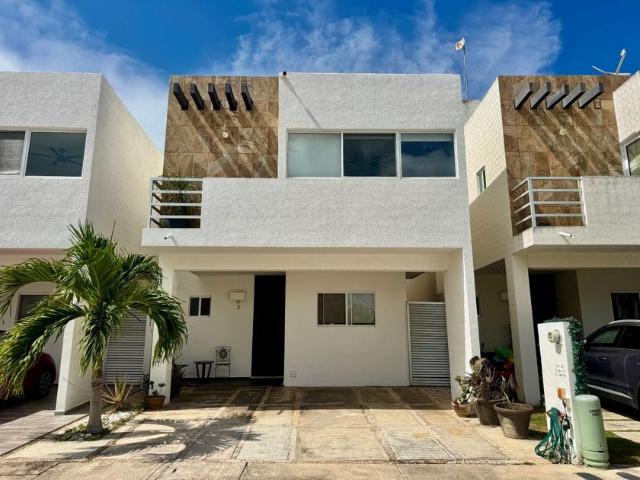 Casa en renta Condominio Aguamarina, 77716 Playa Del Carmen, Quintana Roo, México