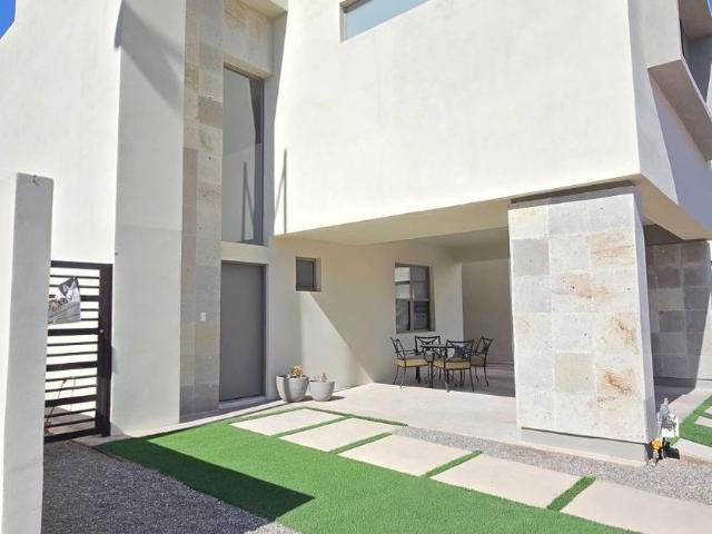 Casa en renta Córsica Residencial, Av. Bastia, Calles, Mexicali, Baja California, México