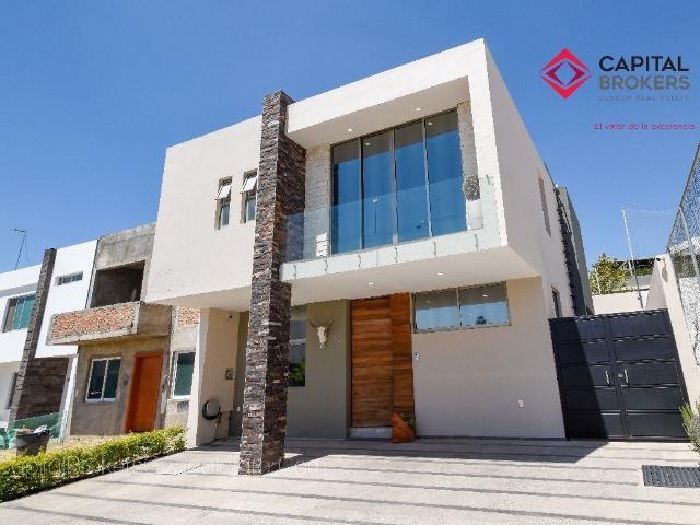 Casa en Renta Coto NATUREZZA, Bosques de Santa Anita, Zona Sur
