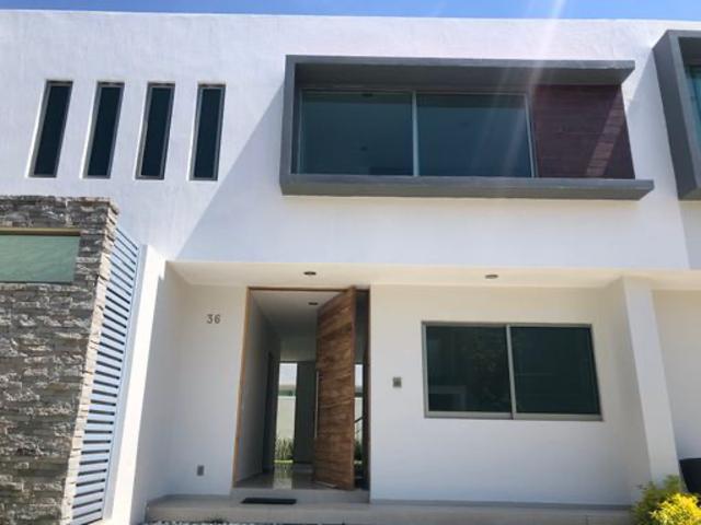 CASA EN RENTA COTO VASANTA