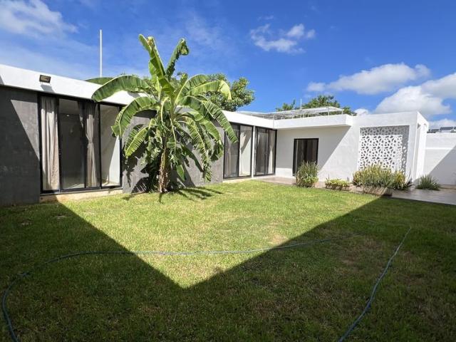 Casa en Renta de un Piso con Paneles Solares