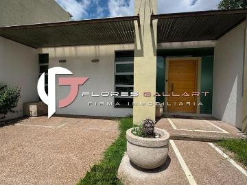 Casa en Renta de Una Planta Amueblada en Canteras de San Agust?n al Poniente de la Ciudad P