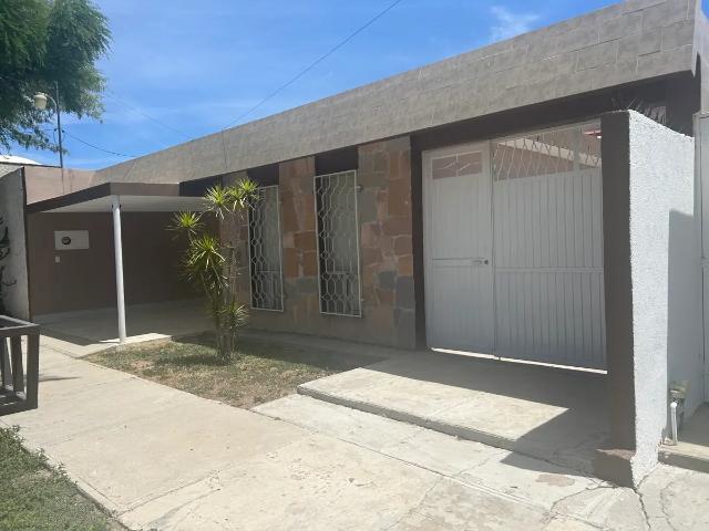 CASA EN RENTA DE UNA PLANTA EN TORREON JARDIN