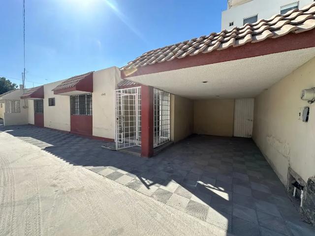 Casa en Renta de 1 Piso en Las Rosas, Gómez Palacio