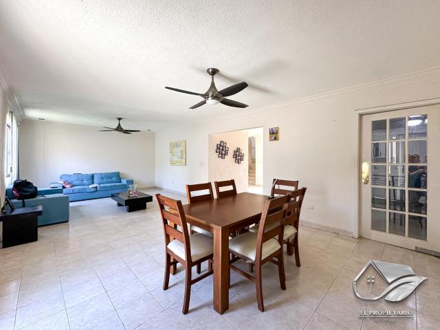 Casa en RENTA de 3 Rec en Col. Privada ?Pedregal Del Contry? / Zona Sur de Mty