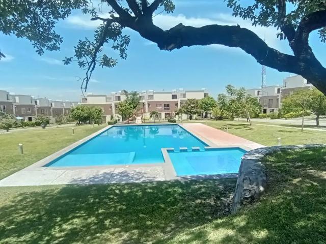 Casa en renta de 3 recamaras en Real Santa Fe, Xochitepec, Morelos