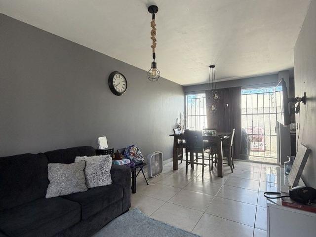 Casa en renta Del Fresno, Villa Del Alamo, San Luis, Municipio De Tijuana, Baja California, 22170, México