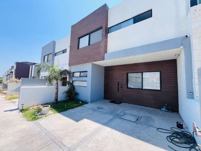 Casa en renta Delegación Epigmenio González, Municipio De Querétaro, Querétaro, 76146, México