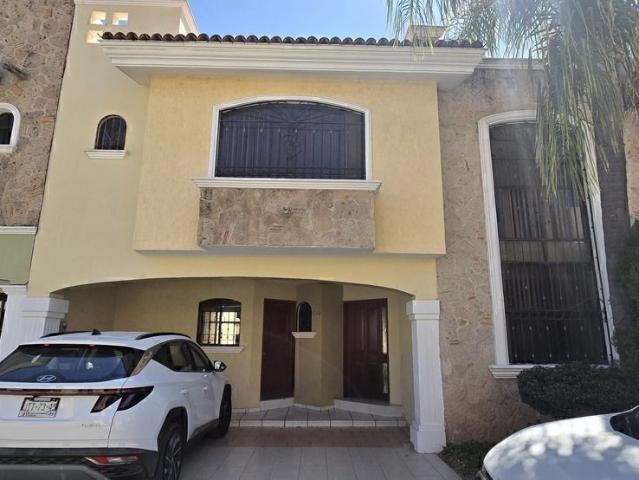 Casa en renta dentro de Coto en Virreyes, Zapopan