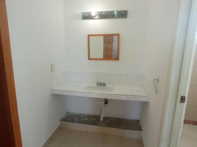 CASA EN RENTA DENTRO DE PRIVADA OCOYOACAC
