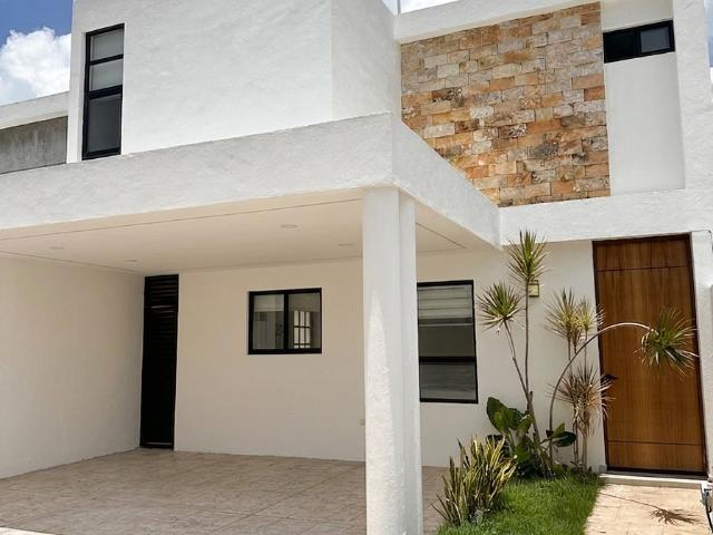 Casa en renta dentro de privada