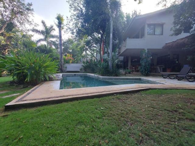 Casa en renta Diagonal Aeropuerto, Aviación, Palmeiras I, Playa Del Carmen, Quintana Roo, 77712, México