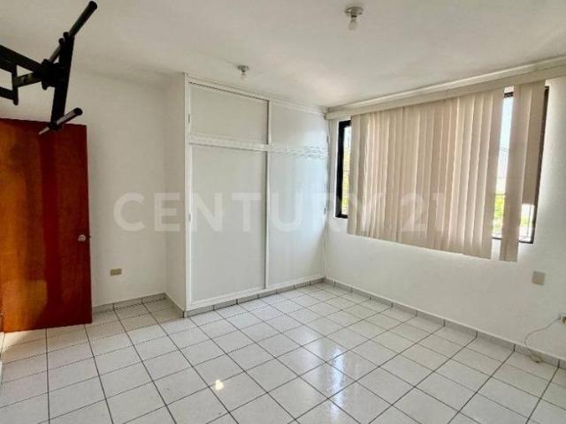 Casa EN RENTA | Dos plantas | Col. Luis Echeverría Álvarez, Coatzacoalcos