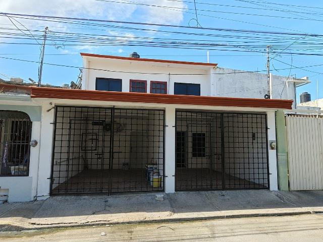 ¡Casa en renta, excelente ubicación!