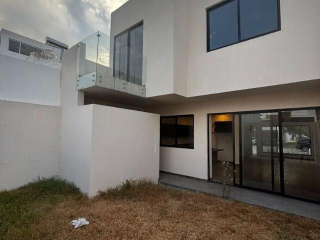 Casa en renta El Mayorazgo Residencial, Esq. Blvd. Del Mayorazgo, Boulevard Aeropuerto, Campestre San Jose, León, Guanajuato, México