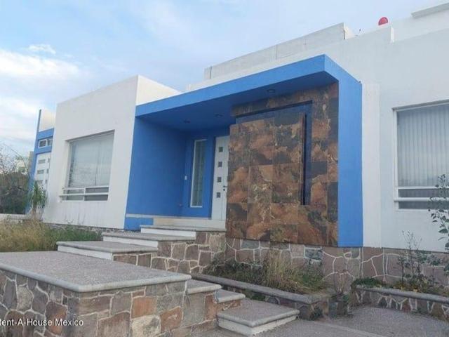 Casa en renta El Mirador, Santiago De Querétaro, Querétaro, México