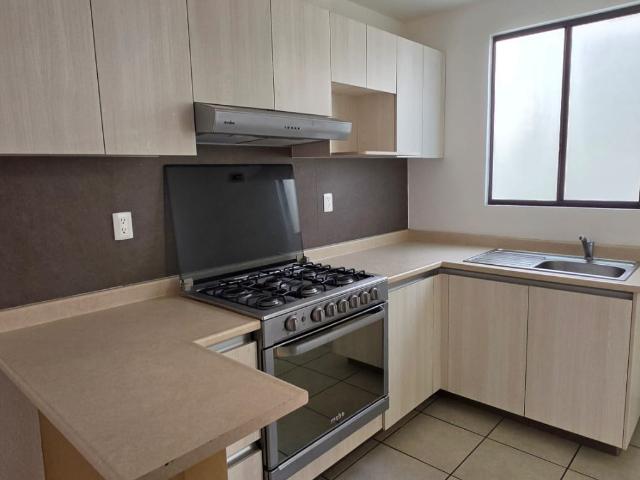 CASA EN RENTA EL MIRADOR QUERÉTARO