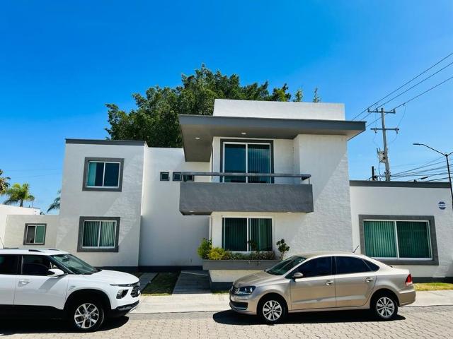 Casa en renta El Monte, Salamanca, Guanajuato, México