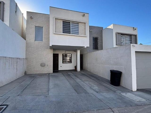 Casa en Renta El Aguila
