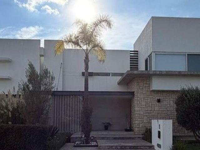 Casa en renta El Campanario, Querétaro, México