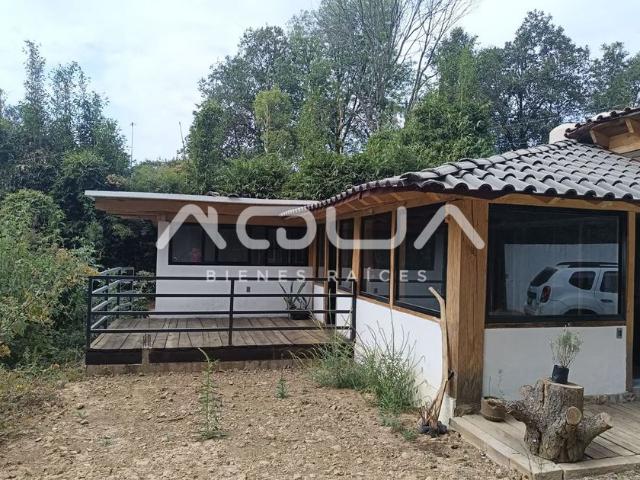 Casa en renta El Castellano, Valle De Bravo, Estado De México, 51207, México