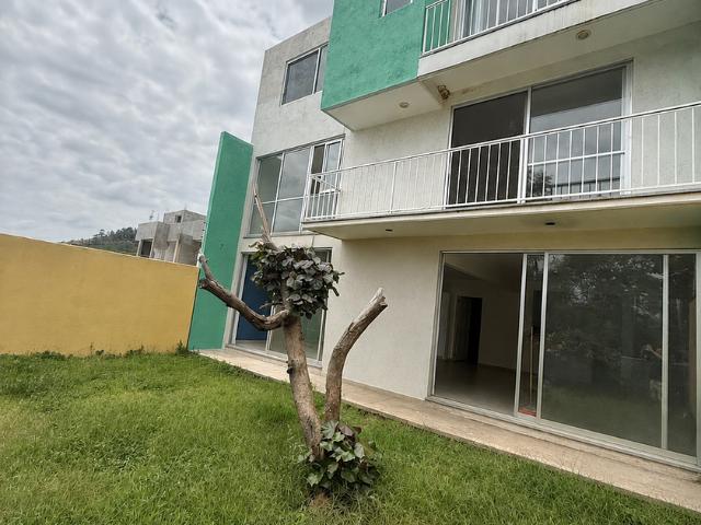 Casa en renta El Encino, Guadalupe Victoria, Oaxaca, Oaxaca De Juárez, Oaxaca, 68280, México
