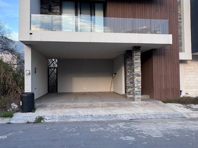 Casa en renta El Faisán, Santiago, Nuevo León, 67302, México