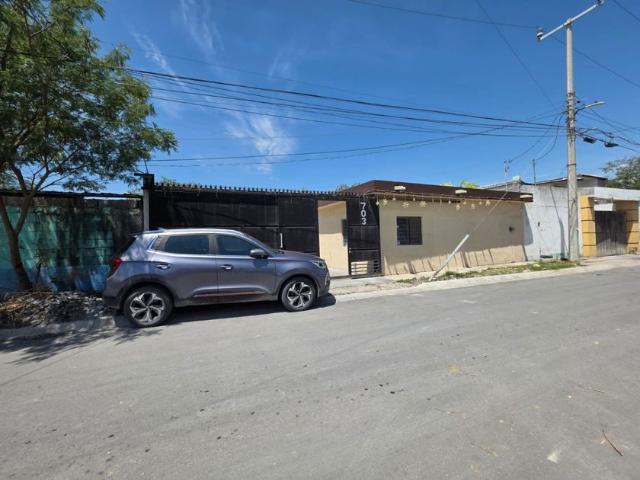Casa en renta Emiliano Zapata, Centro De Salinas Victoria, Salinas Victoria, Nuevo León, México