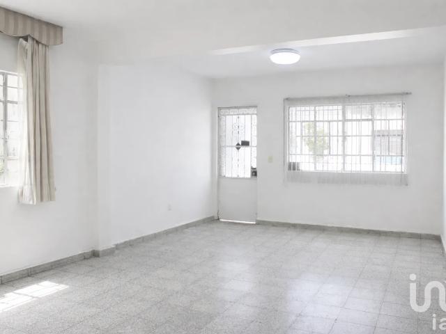 Casa en Renta en Magdalena de las Salinas, Gustavo A. Madero, Ciudad de México