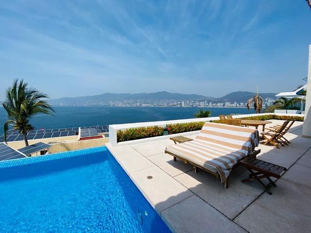 CASA EN RENTA EN MARINA BRISAS ACAPULCO