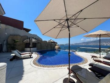 CASA EN RENTA EN MARINA BRISAS ACAPULCO