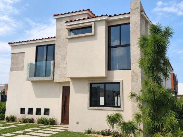 CASA EN RENTA EN METEPEC CONDADO DEL VALLE SECCION BELARDIA