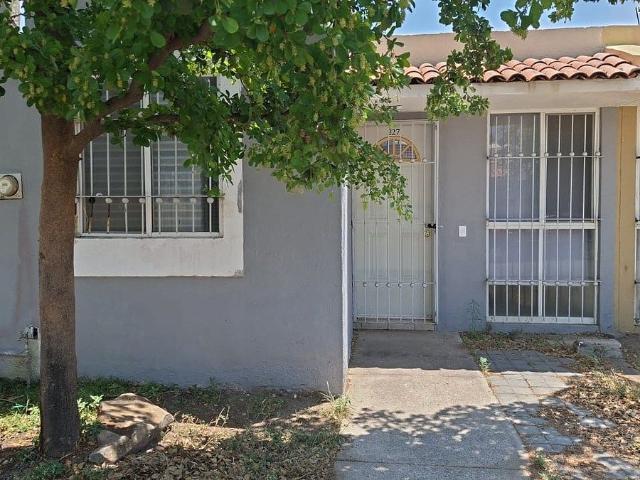 ¡CASA EN RENTA EN MISIÓN CAPISTRANO!