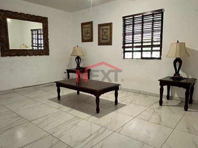 CASA EN RENTA EN MISION SAN JERONIMO