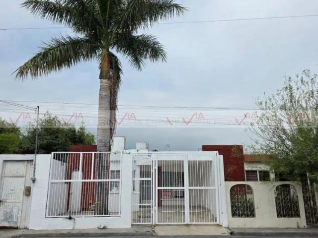 Casa en renta en Mitras Norte, Monterrey, Nuevo León