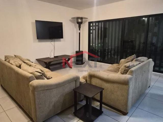 CASA EN RENTA EN MONTE DE CALABRIA