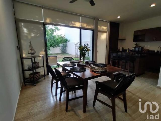Casa en Renta en Montebello, Mérida, Yucatán