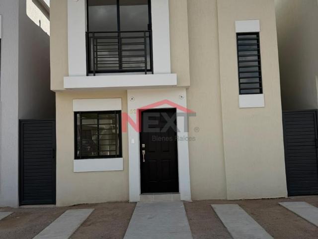 CASA EN RENTA EN MONTESINOS RESIDENCIAL