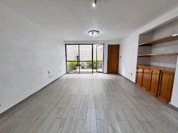 Casa en renta en Nueva Oriental Coapa